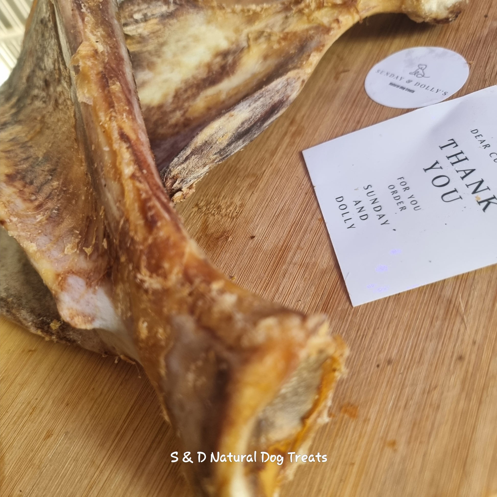 Large Moon Bones (Pork Shoulder with Cartilage) (apporx 170g each)